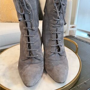 Elegant Gray Lace-Up Suede Boots
